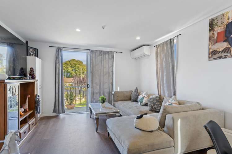 11/14 Brougham Street Addington_2