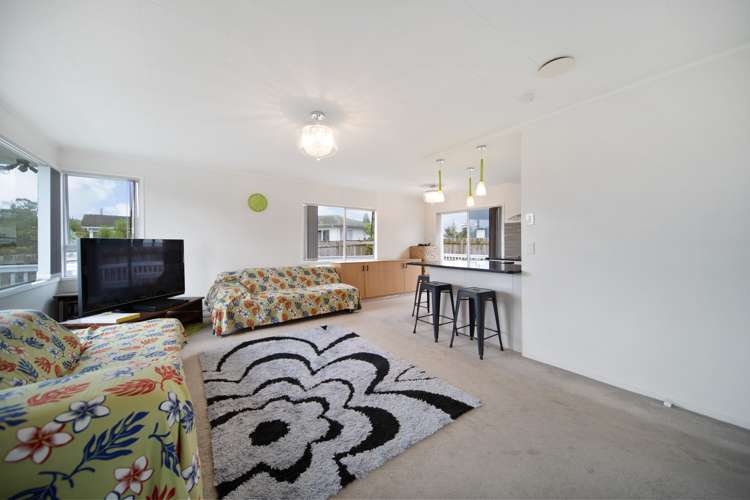 2/1 Funnell Place Manurewa_7