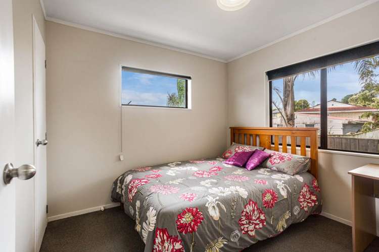 1/47 Thornlow Street Glendene_9