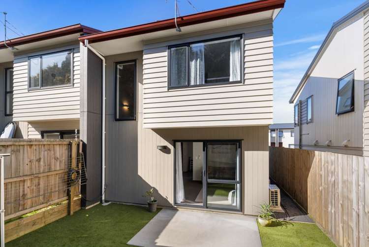 84 Matawhanga Drive Wattle Downs_8