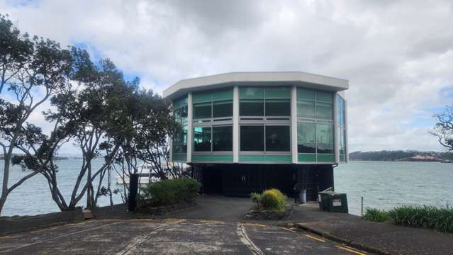 THE WHARF - OUTSTANDING EVENT VENUE

 