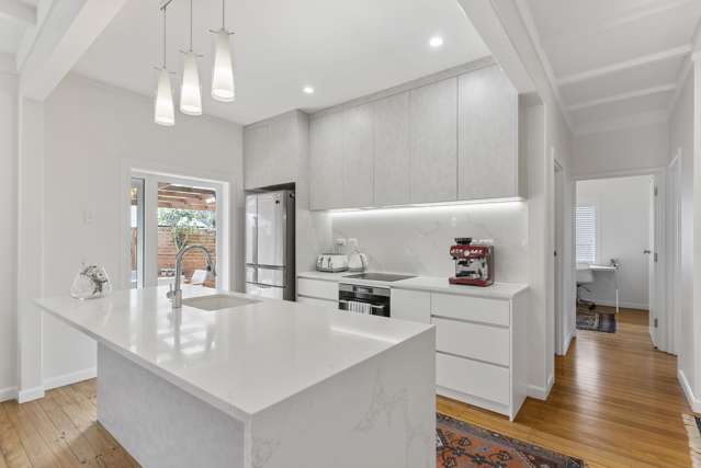 12 Sutherland Road Point Chevalier_2