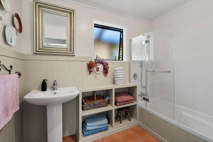 35 Knyvett Road Aongatete_19