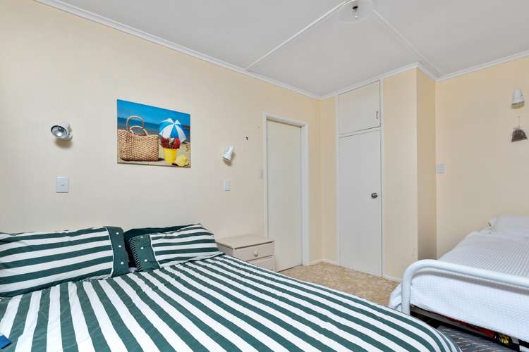 55 Blue Pacific Parade Riversdale Beach_9