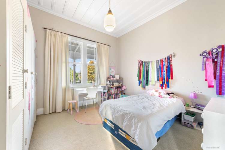 332 Waitakere Road Taupaki_12