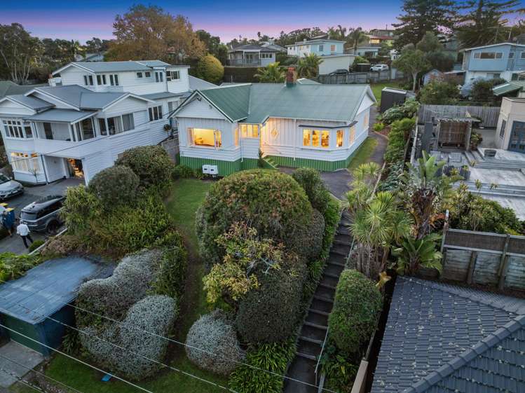 2 Seabreeze Road_1