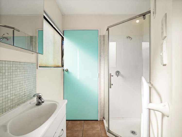 19 Kennard Crescent Karitane_25