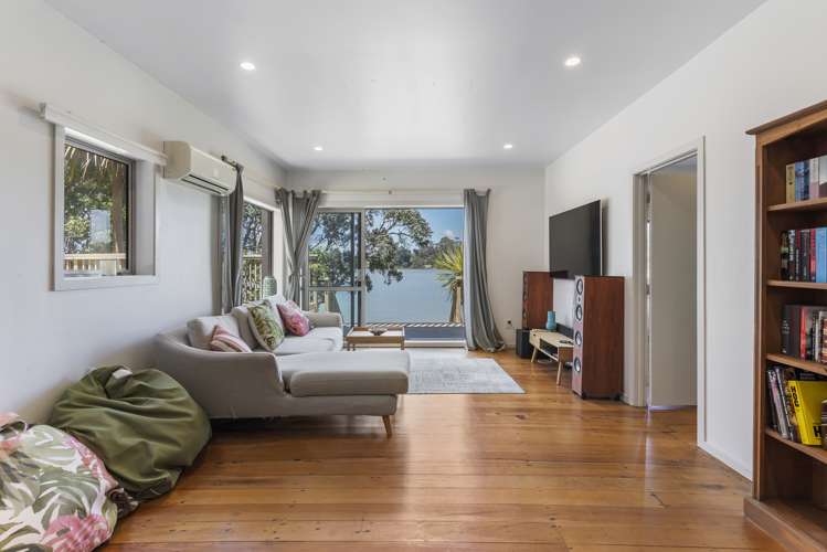 57 Pohutukawa Avenue Cockle Bay_11