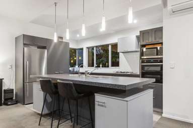 87 Travis Country Drive_2