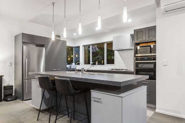 87 Travis Country Drive Burwood_2