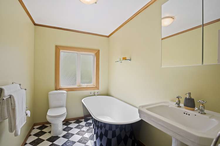 96 Hill Road Belmont_24