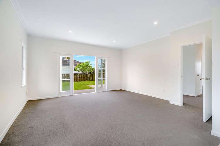 85 Fox Street 1074_4