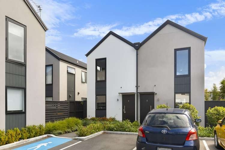 4/64 Brockworth Place Riccarton_5