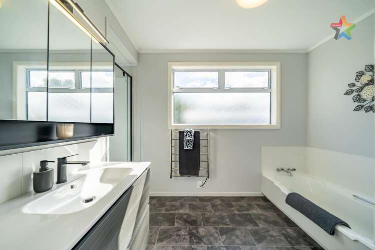 7 Titoki Street Alicetown_18