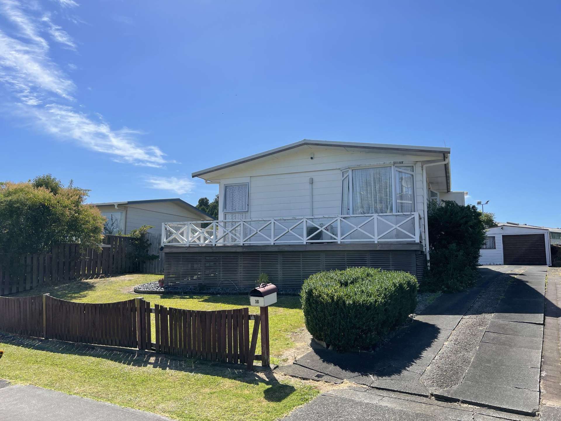 16 Reelick Avenue Pakuranga Heights_0