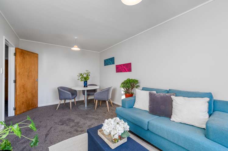 10/41 Barber Grove Moera_1