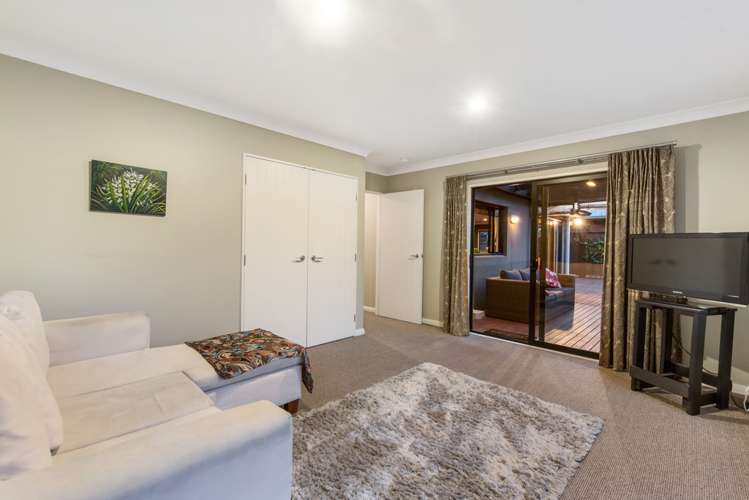 1b Kotuku Street Te Atatu Peninsula_16