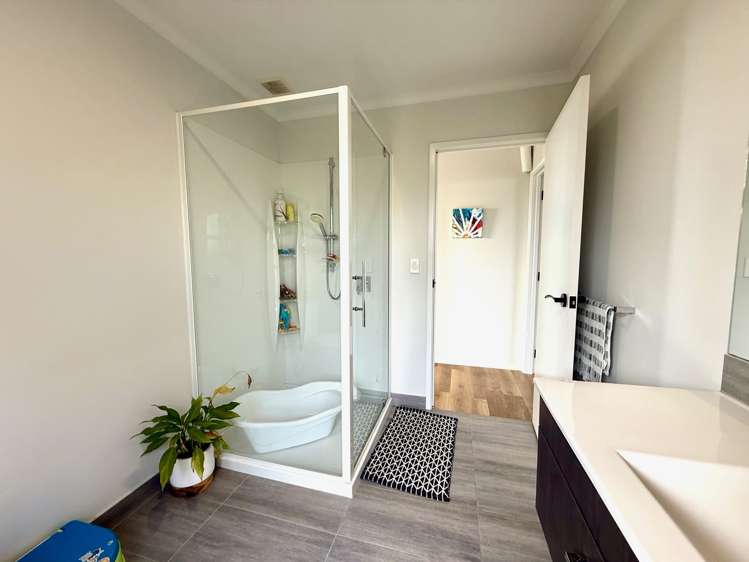 669A Te Hutewai Road Raglan_30