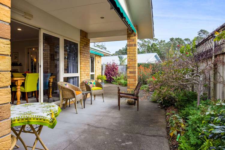 29d Baring Terrace Strandon_25