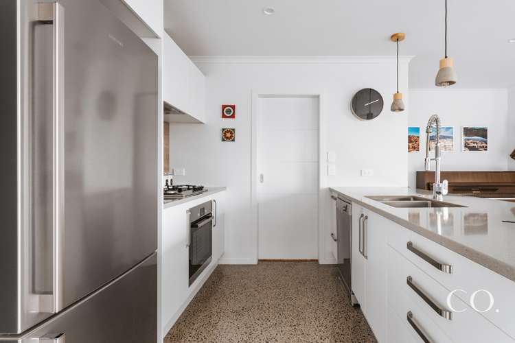 284 Ballintoy Park Drive Welcome Bay_8