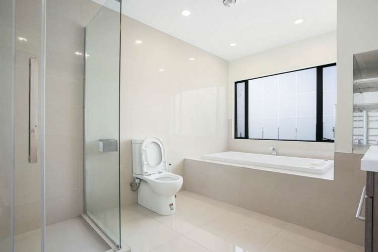 2/59 Centorian Drive Windsor Park_3