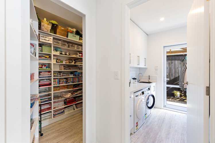 51 Coutts Way Fitzherbert_25