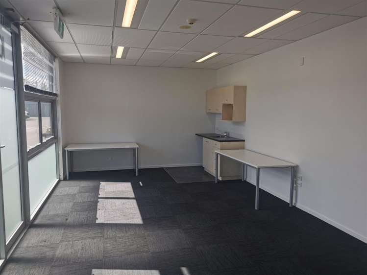 Unit 10, 150 Cavendish Road Casebrook_6