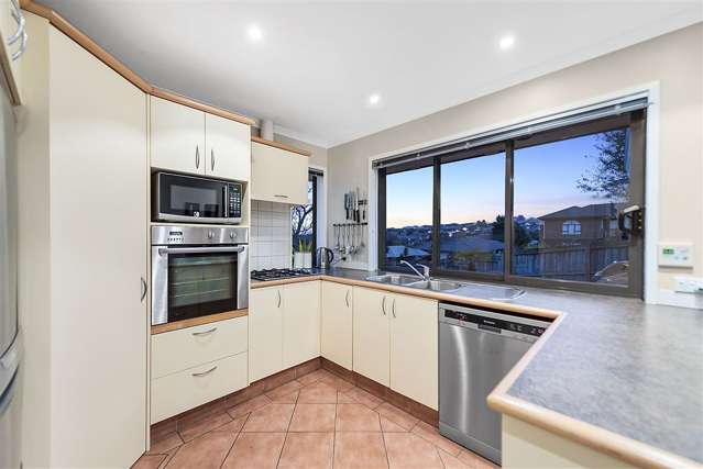 1 Farnborough Drive Nawton_3