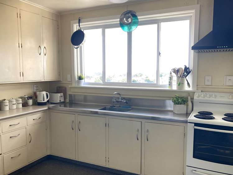 12 Watene Crescent Waitara_9