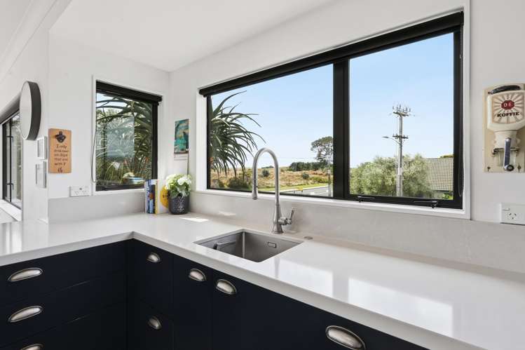 306 Papamoa Beach Road Papamoa_9