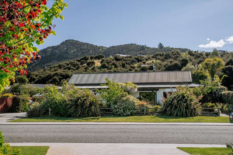 85 Lagoon Avenue Albert Town_27