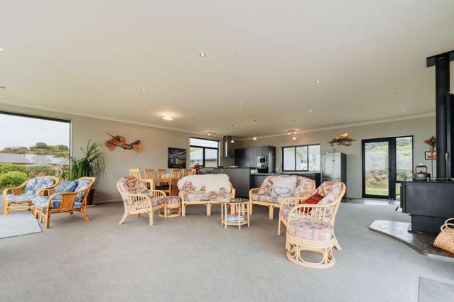 258 Jacks Bay Road Owaka_3