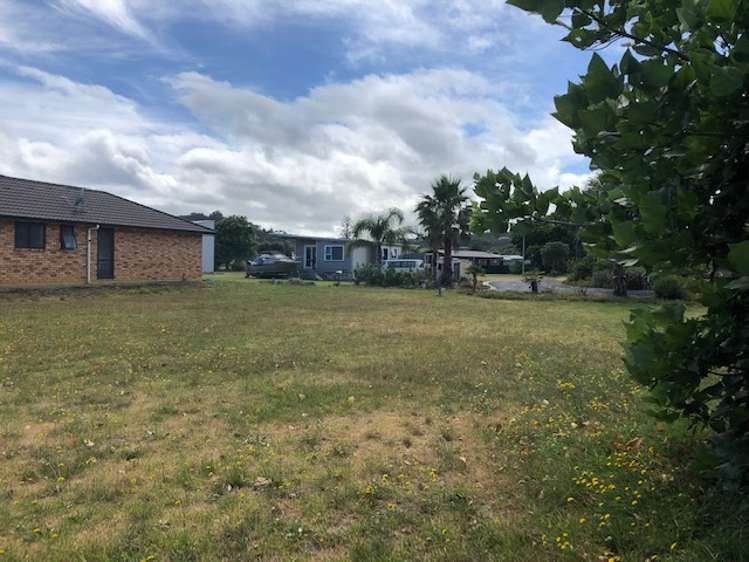 6 Flame Tree Lane Taipa_12