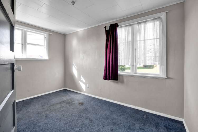 2 Waihi Road Hawera_10