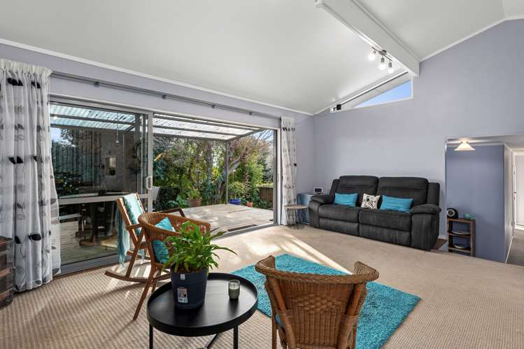 27 Takapu Street Matua_13