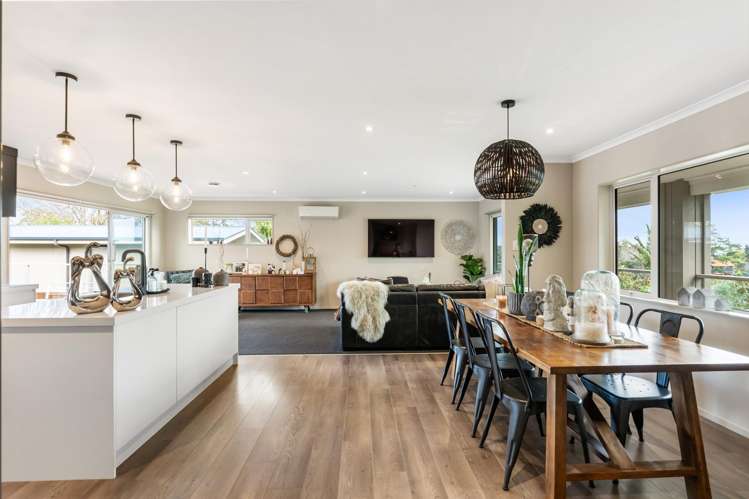 22 Outlook Road Greenhithe_8