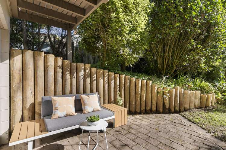 23 St Leonards Road Kelston_17