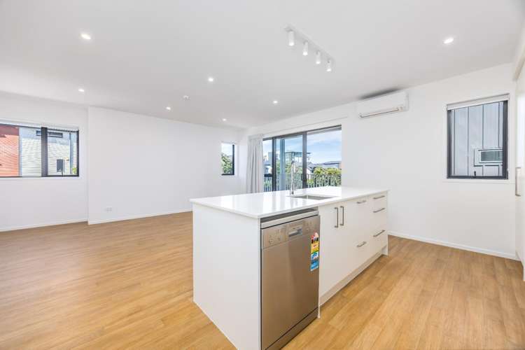 206/24 Peihana Road Hobsonville_6