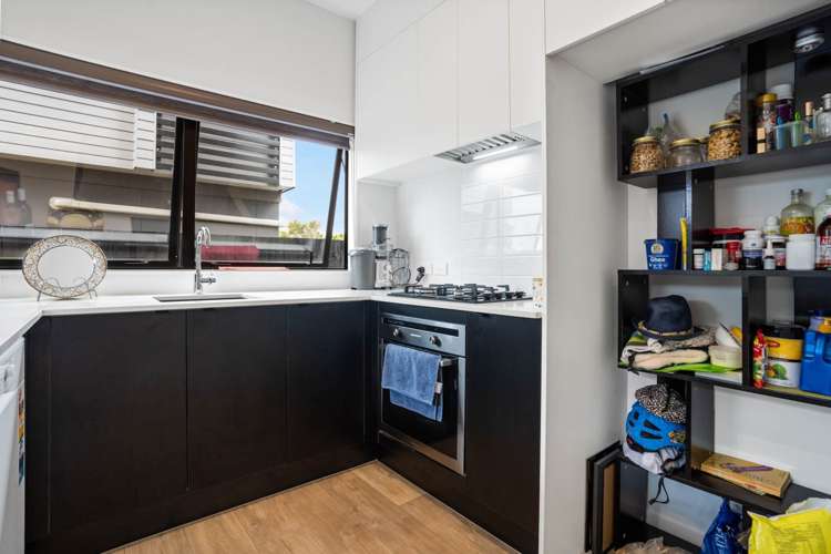 8b Edgar Pearce Place Howick_4