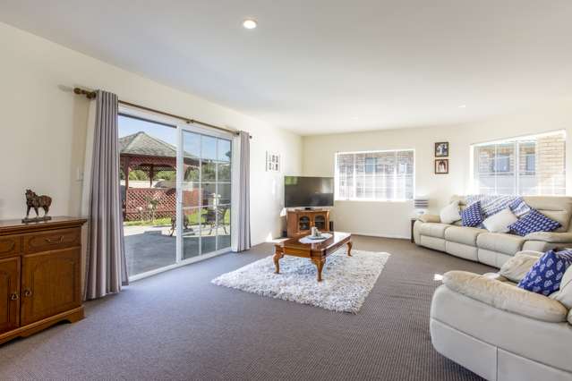 54 Kath Hopper Drive Orewa_4