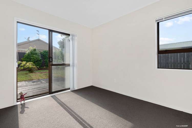 2/6 South Street Papakura_5