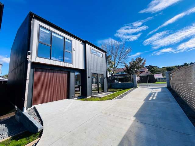 Two Brand new builds in Remuera - Perfect Loca...