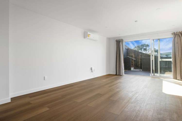 4/58 Glass Road Mt Roskill_1