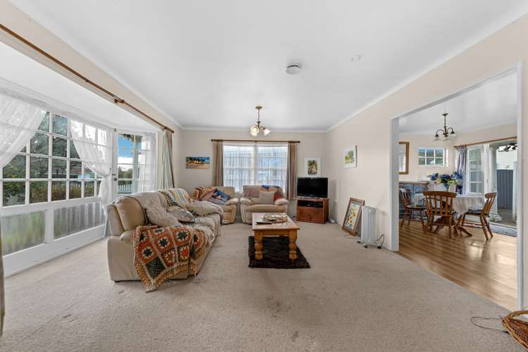 42 Manse Road_4
