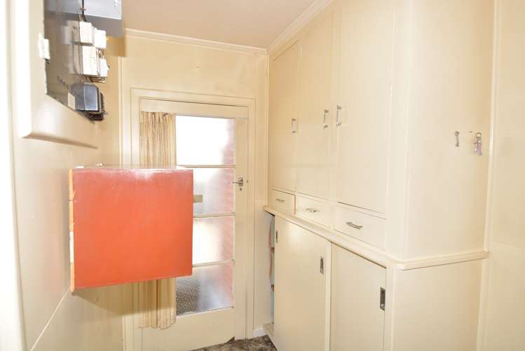 94 Salford Street Windsor_12