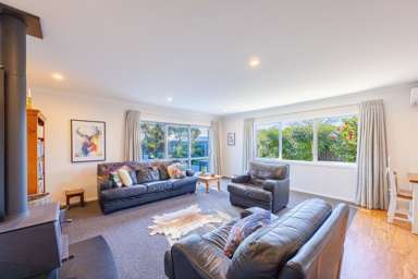 910 Oliphant Road_4