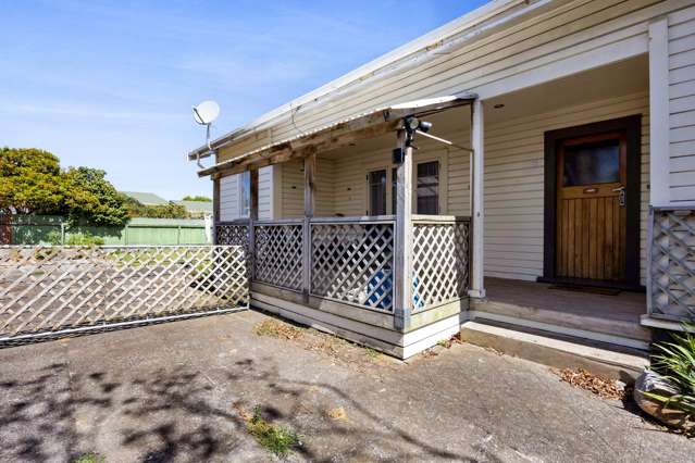 8 Collins Street Hawera_2