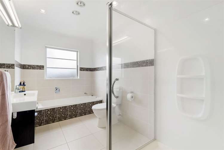 92 Oakway Drive Schnapper Rock_10