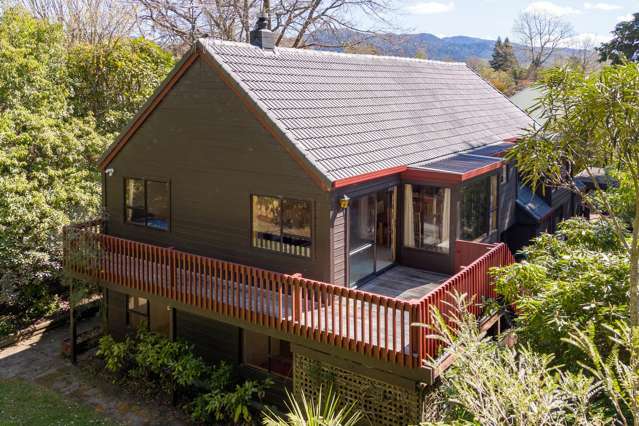 Super Large Five-Bedroom on Tongariro