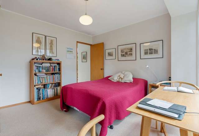 105 The Drive Epsom_4